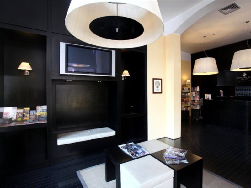Hotel Suite Home Прага Екстериор снимка