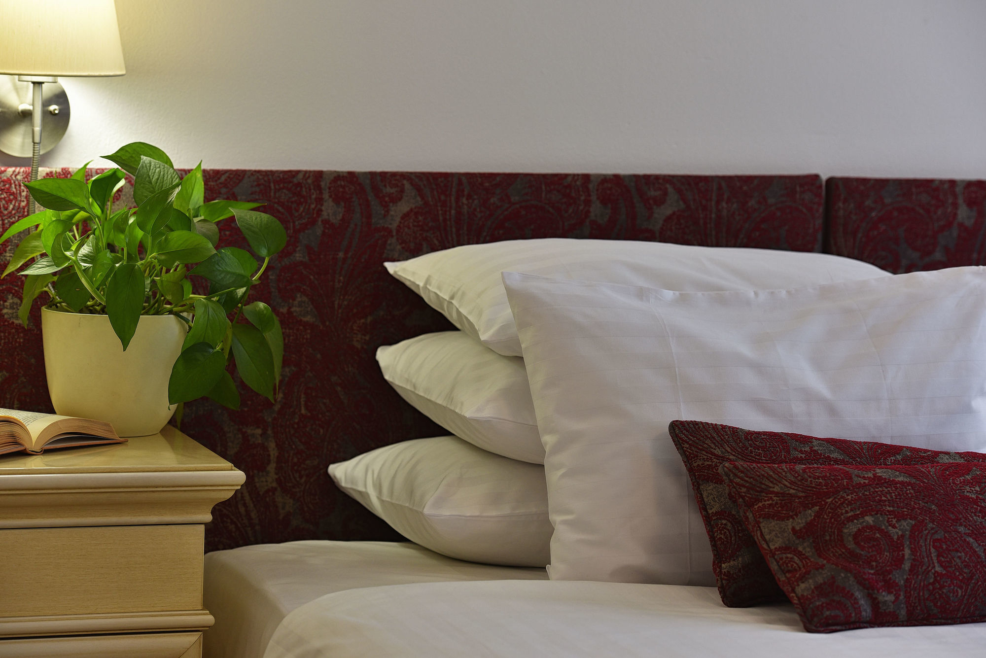 Hotel Suite Home Прага Екстериор снимка
